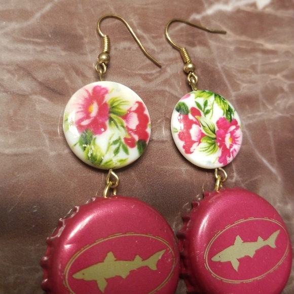 Dogfish Head Floral Beer Earrings Handmade NEW - Picture 3 of 4